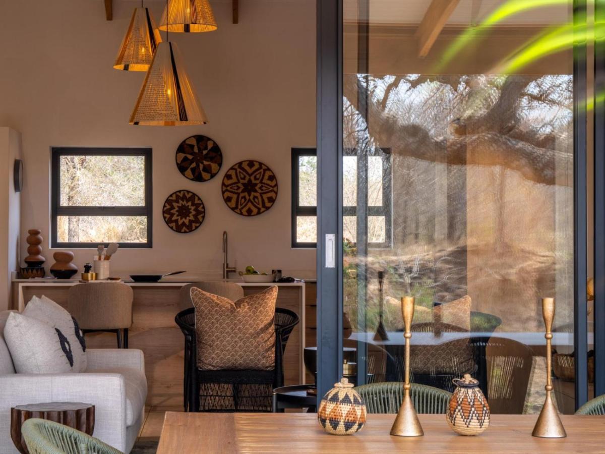 Nomads Den Private Villa With Heated Pool On Hoedspruit Wildlife Estate Riverbed Exterior foto