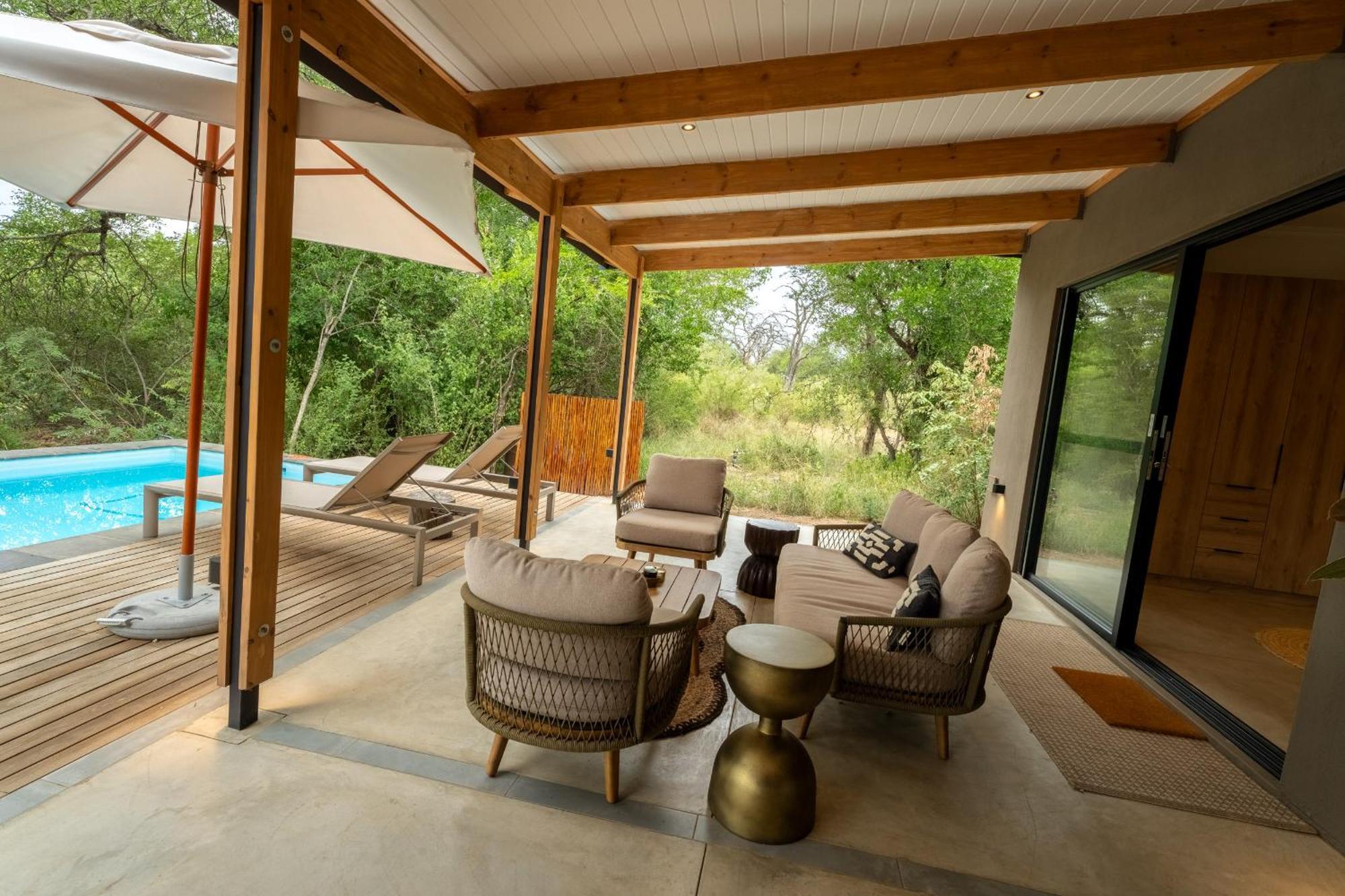 Nomads Den Private Villa With Heated Pool On Hoedspruit Wildlife Estate Riverbed Exterior foto